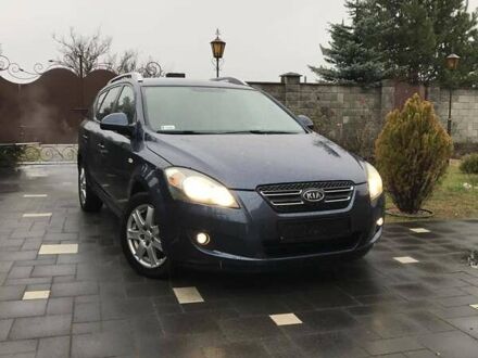 Синий Киа Сид, объемом двигателя 1.6 л и пробегом 290 тыс. км за 2650 $, фото 1 на Automoto.ua