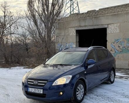 Синий Киа Сид, объемом двигателя 1.6 л и пробегом 300 тыс. км за 2999 $, фото 1 на Automoto.ua