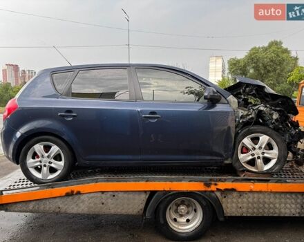 Синий Киа Сид, объемом двигателя 1.6 л и пробегом 123 тыс. км за 1600 $, фото 1 на Automoto.ua
