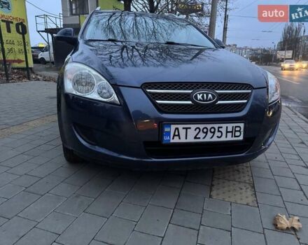Синий Киа Сид, объемом двигателя 1.59 л и пробегом 222 тыс. км за 5650 $, фото 1 на Automoto.ua
