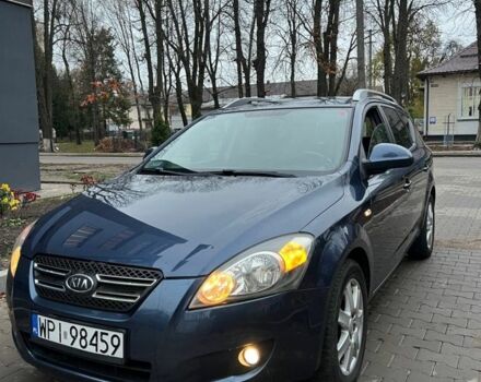 Синий Киа Сид, объемом двигателя 1.6 л и пробегом 350 тыс. км за 2450 $, фото 1 на Automoto.ua