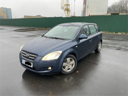 Синий Киа Сид, объемом двигателя 1.6 л и пробегом 225 тыс. км за 5000 $, фото 1 на Automoto.ua