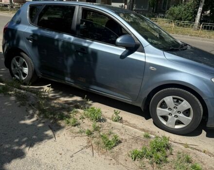 Синий Киа Сид, объемом двигателя 1.6 л и пробегом 176 тыс. км за 6000 $, фото 1 на Automoto.ua
