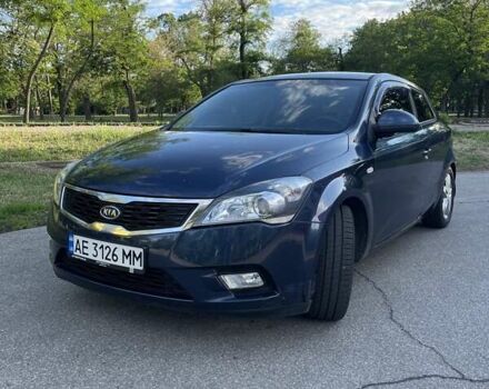 Синий Киа Сид, объемом двигателя 1.4 л и пробегом 336 тыс. км за 5200 $, фото 1 на Automoto.ua