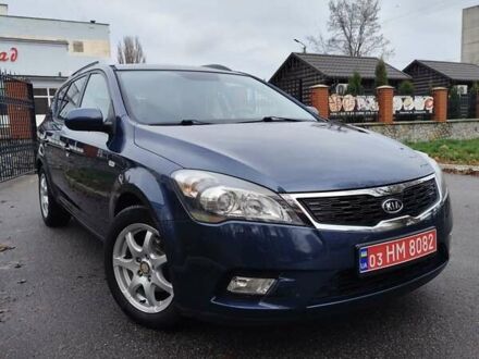 Синий Киа Сид, объемом двигателя 1.4 л и пробегом 217 тыс. км за 6200 $, фото 1 на Automoto.ua