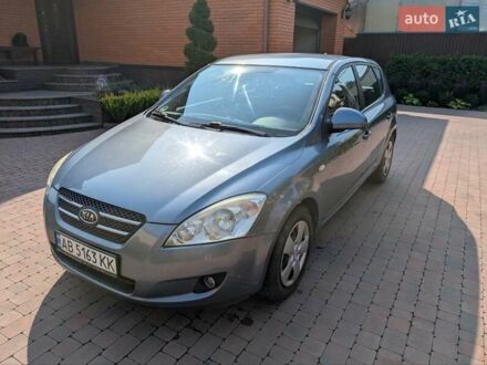 Синий Киа Сид, объемом двигателя 1.4 л и пробегом 200 тыс. км за 5500 $, фото 1 на Automoto.ua