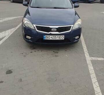 Киа Сид 2010 в Тернополе на Automoto.ua Синий Киа Сид, объемом двигателя 1.59 л и пробегом 178 тыс. км за 7999 $, фото 1 на Automoto.ua
