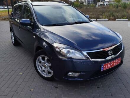 Синий Киа Сид, объемом двигателя 1.4 л и пробегом 217 тыс. км за 6200 $, фото 1 на Automoto.ua