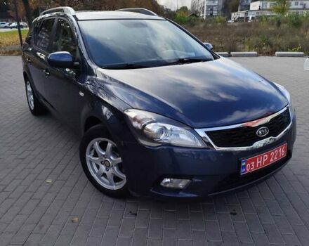 Синий Киа Сид, объемом двигателя 1.4 л и пробегом 217 тыс. км за 6000 $, фото 1 на Automoto.ua