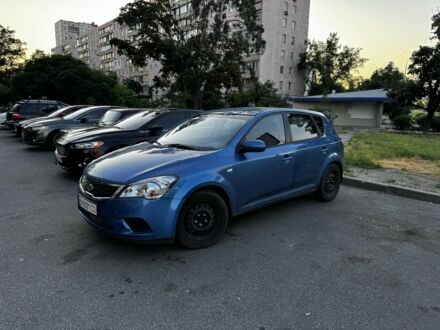 Киа Сид 2010 в Киеве на Automoto.ua Синий Киа Сид, объемом двигателя 1.6 л и пробегом 145 тыс. км за 3600 $, фото 1 на Automoto.ua