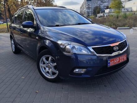 Киа Сид 2010 в Белой Церкве на Automoto.ua Синий Киа Сид, объемом двигателя 1.4 л и пробегом 217 тыс. км за 6300 $, фото 1 на Automoto.ua