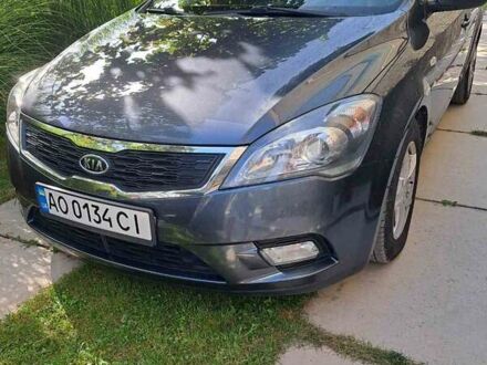 Синий Киа Сид, объемом двигателя 1.6 л и пробегом 194 тыс. км за 7000 $, фото 1 на Automoto.ua
