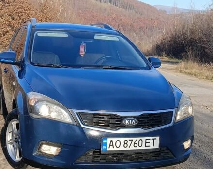 Синий Киа Сид, объемом двигателя 1.6 л и пробегом 250 тыс. км за 6600 $, фото 1 на Automoto.ua