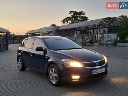 Кіа Сід 2011 у Мукачеве на Automoto.ua Синій Кіа Сід, об'ємом двигуна 1.4 л та пробігом 147 тис. км за 5900 $, фото 1 на Automoto.ua