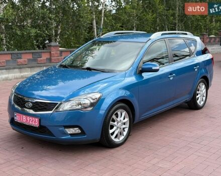 Синій Кіа Сід, об'ємом двигуна 1.6 л та пробігом 223 тис. км за 8300 $, фото 1 на Automoto.ua