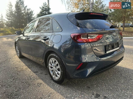 Киа Сид 2019 в Змиеве на Automoto.ua Синий Киа Сид, объемом двигателя 1.59 л и пробегом 70 тыс. км за 12750 $, фото 1 на Automoto.ua