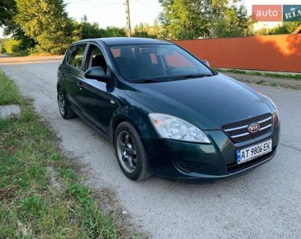 Зеленый Киа Сид, объемом двигателя 1.4 л и пробегом 160 тыс. км за 5300 $, фото 9 на Automoto.ua