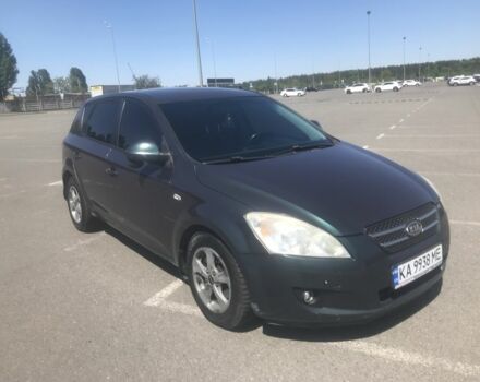Зеленый Киа Сид, объемом двигателя 1.6 л и пробегом 280 тыс. км за 4500 $, фото 1 на Automoto.ua