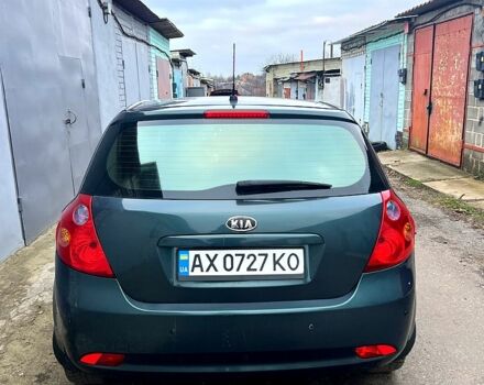 Зелений Кіа Сід, об'ємом двигуна 2 л та пробігом 300 тис. км за 4100 $, фото 1 на Automoto.ua