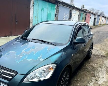 Зелений Кіа Сід, об'ємом двигуна 2 л та пробігом 300 тис. км за 4100 $, фото 3 на Automoto.ua