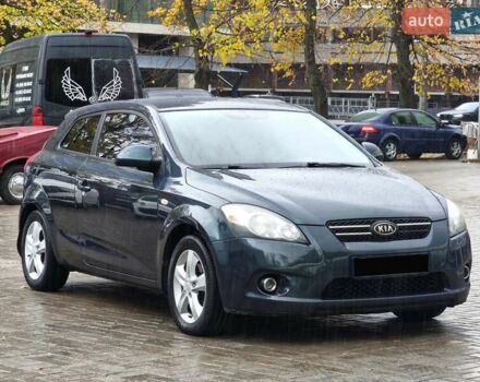 Зеленый Киа Сид, объемом двигателя 1.59 л и пробегом 168 тыс. км за 6750 $, фото 4 на Automoto.ua