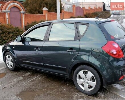 Зелений Кіа Сід, об'ємом двигуна 1.6 л та пробігом 166 тис. км за 7200 $, фото 33 на Automoto.ua