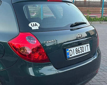 Зеленый Киа Сид, объемом двигателя 1.4 л и пробегом 211 тыс. км за 4900 $, фото 5 на Automoto.ua