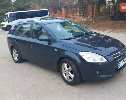 Зеленый Киа Сид, объемом двигателя 1.6 л и пробегом 402 тыс. км за 4900 $, фото 4 на Automoto.ua