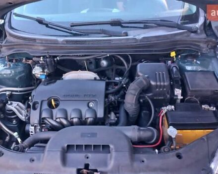 Зеленый Киа Сид, объемом двигателя 1.6 л и пробегом 402 тыс. км за 4900 $, фото 6 на Automoto.ua