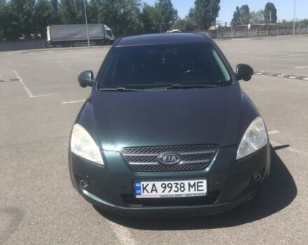 Зеленый Киа Сид, объемом двигателя 1.6 л и пробегом 280 тыс. км за 4500 $, фото 1 на Automoto.ua