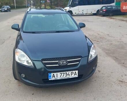 Зеленый Киа Сид, объемом двигателя 1.6 л и пробегом 402 тыс. км за 4900 $, фото 1 на Automoto.ua