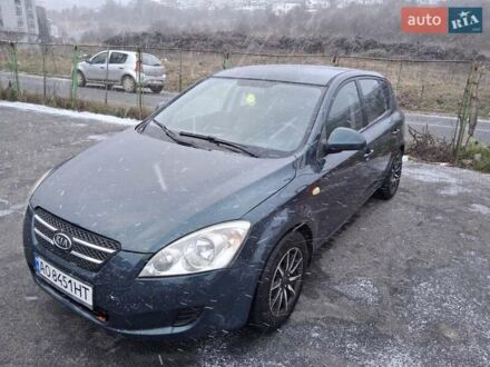 Зеленый Киа Сид, объемом двигателя 1.6 л и пробегом 220 тыс. км за 3600 $, фото 1 на Automoto.ua