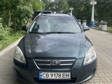 Зеленый Киа Сид, объемом двигателя 1.6 л и пробегом 270 тыс. км за 6200 $, фото 1 на Automoto.ua
