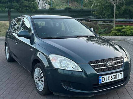 Киа Сид 2009 в Луцке на Automoto.ua Зеленый Киа Сид, объемом двигателя 1.4 л и пробегом 213 тыс. км за 4900 $, фото 1 на Automoto.ua