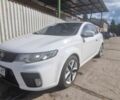 Белый Киа Cerato KOUP, объемом двигателя 2 л и пробегом 200 тыс. км за 7100 $, фото 1 на Automoto.ua