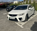 Белый Киа Cerato KOUP, объемом двигателя 2 л и пробегом 200 тыс. км за 8100 $, фото 1 на Automoto.ua