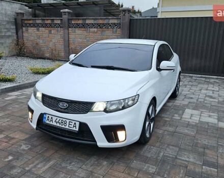 Белый Киа Cerato KOUP, объемом двигателя 2 л и пробегом 138 тыс. км за 8300 $, фото 1 на Automoto.ua