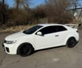 Белый Киа Cerato KOUP, объемом двигателя 2 л и пробегом 205 тыс. км за 8500 $, фото 1 на Automoto.ua