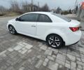 Белый Киа Cerato KOUP, объемом двигателя 2 л и пробегом 138 тыс. км за 8300 $, фото 3 на Automoto.ua