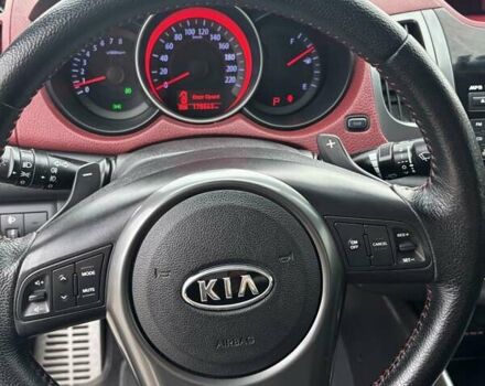 Білий Кіа Cerato KOUP, об'ємом двигуна 2 л та пробігом 174 тис. км за 8500 $, фото 11 на Automoto.ua