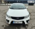 Белый Киа Cerato KOUP, объемом двигателя 2 л и пробегом 63 тыс. км за 10000 $, фото 1 на Automoto.ua