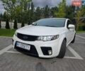Білий Кіа Cerato KOUP, об'ємом двигуна 2 л та пробігом 136 тис. км за 9800 $, фото 1 на Automoto.ua
