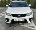Белый Киа Cerato KOUP, объемом двигателя 2 л и пробегом 200 тыс. км за 8500 $, фото 9 на Automoto.ua
