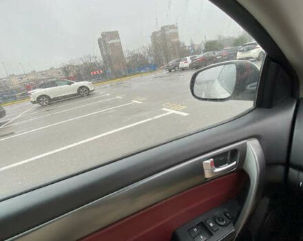 Білий Кіа Cerato KOUP, об'ємом двигуна 2 л та пробігом 87 тис. км за 9800 $, фото 8 на Automoto.ua