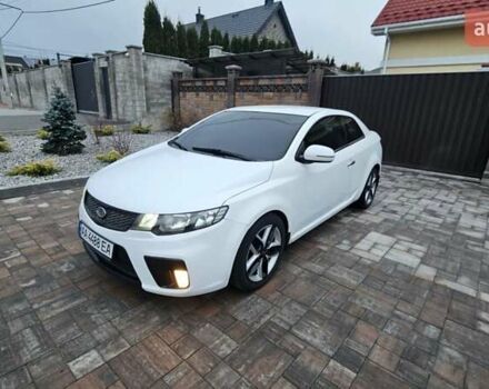 Білий Кіа Cerato KOUP, об'ємом двигуна 2 л та пробігом 138 тис. км за 8300 $, фото 1 на Automoto.ua