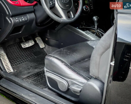 Чорний Кіа Cerato KOUP, об'ємом двигуна 2 л та пробігом 265 тис. км за 6800 $, фото 23 на Automoto.ua