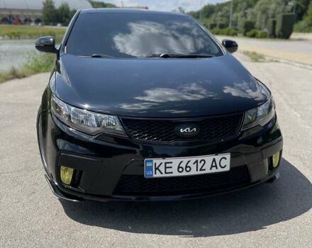 Черный Киа Cerato KOUP, объемом двигателя 2.4 л и пробегом 210 тыс. км за 10000 $, фото 1 на Automoto.ua