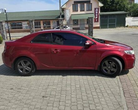 Красный Киа Cerato KOUP, объемом двигателя 1.59 л и пробегом 214 тыс. км за 7700 $, фото 7 на Automoto.ua