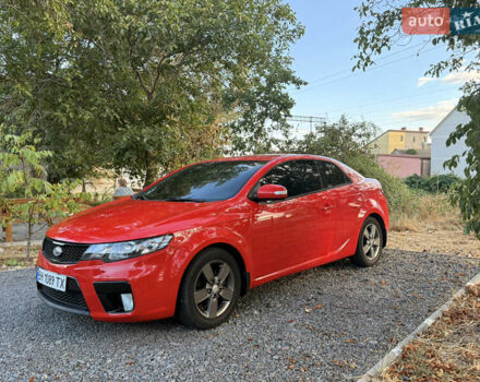 Красный Киа Cerato KOUP, объемом двигателя 1.6 л и пробегом 167 тыс. км за 7000 $, фото 2 на Automoto.ua