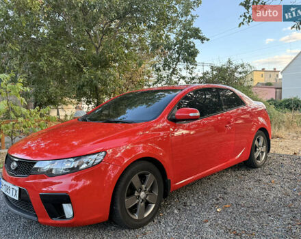 Красный Киа Cerato KOUP, объемом двигателя 1.6 л и пробегом 167 тыс. км за 7000 $, фото 6 на Automoto.ua